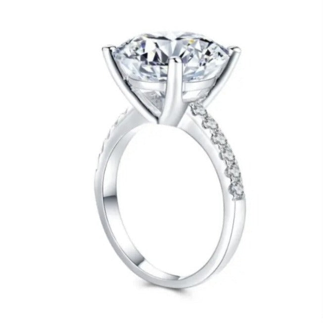 The Queen - 3ct Moissanite Ring